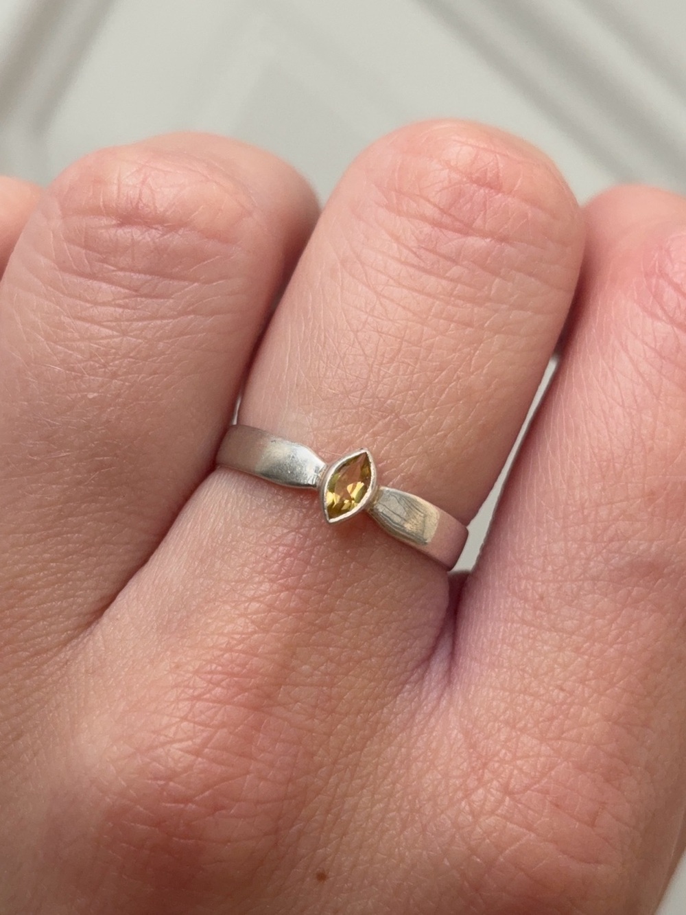 Sterling Silver Vintage Marquise Citrine Gemstone Solitaire Ring - Picture 3 of 11